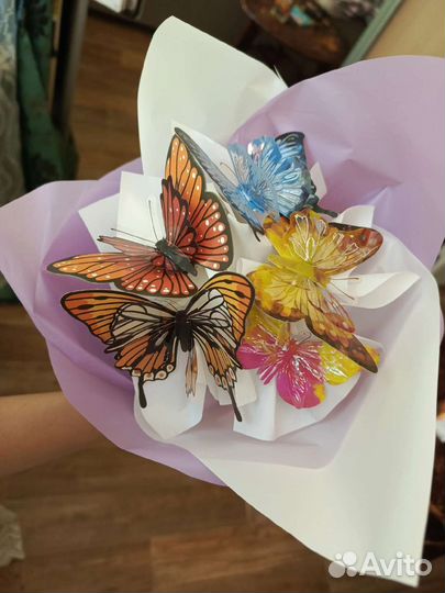 Букет из искусственных бабочек