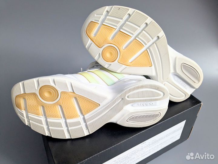 Кроссовки женские adidas оригинал Strutter 36