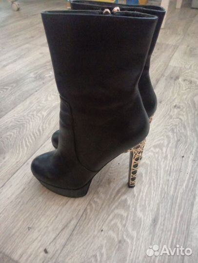 Продам обувь