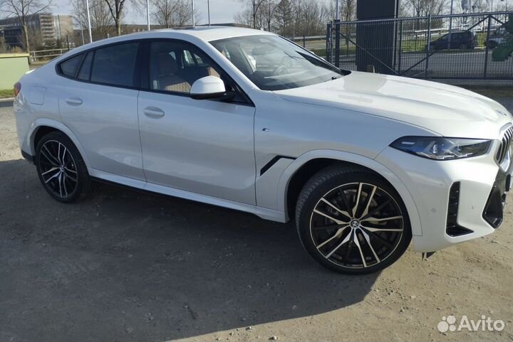 BMW X6 3.0 AT, 2023, 132 км