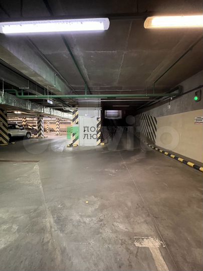 Машиноместо, 15 м²