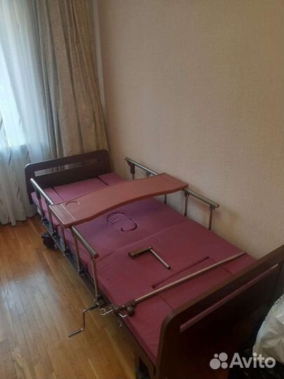 Кровать медицинская с переворачиванием YG-5