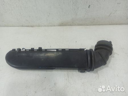 Патрубок впускного коллектора A1111401212