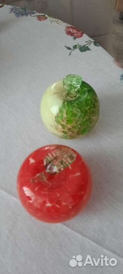 Декоративное яблоко, стекло