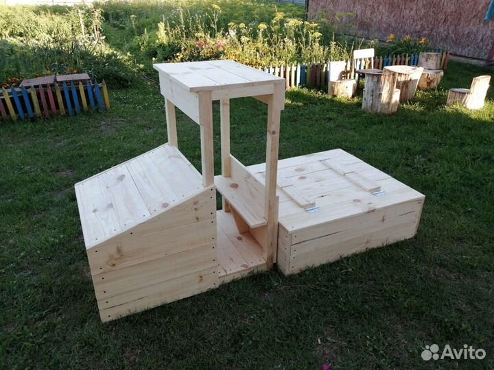 Песочница трансформер, в виде автомобиля