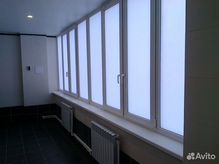 Тонировочная пленка матовая-белая на стекла окон