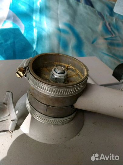 Подвесная полка для телевизора