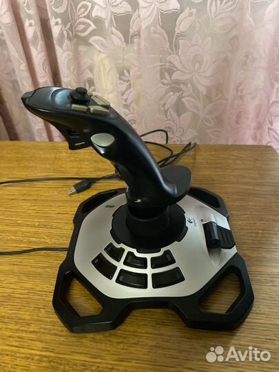 Джойстик logitech extreme 3D pro