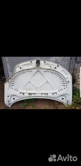 Капот оригинал шкода рапид 1 поколение