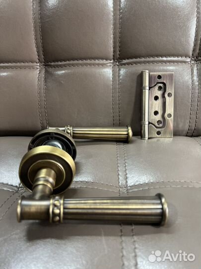 Дверные ручки