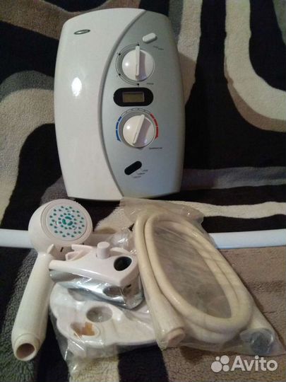 Электрический проточный водонагреватель atmor