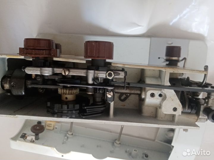 Детали швейной машинки чайка 134