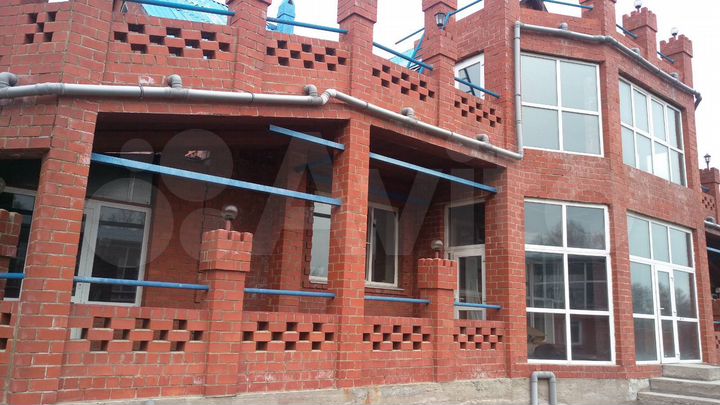 Коттедж 285 м² на участке 40 сот.