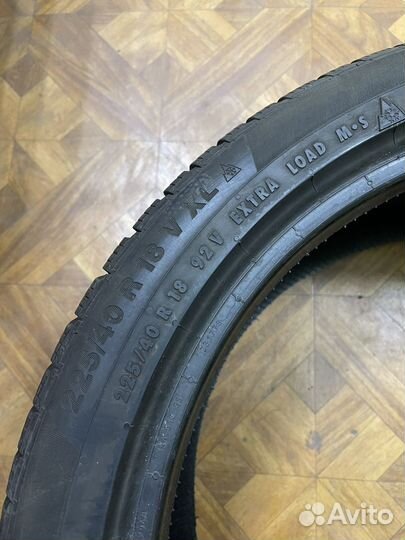 Continental ContiWinterContact TS 850 P 225/40 R18 92V