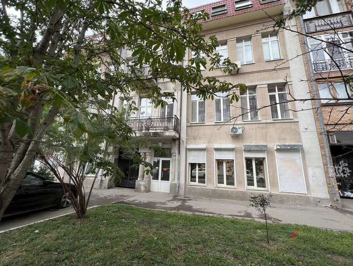 Сдам офисное помещение, 180 м²