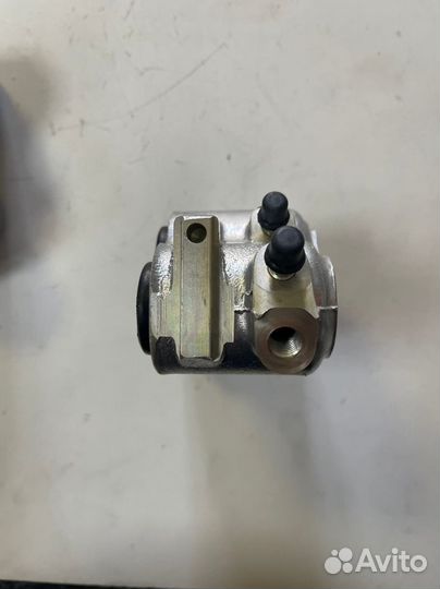 Цилиндр тормозной передний Нива 21214 абс урбан
