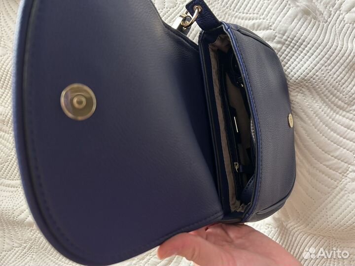 Сумка guess новая