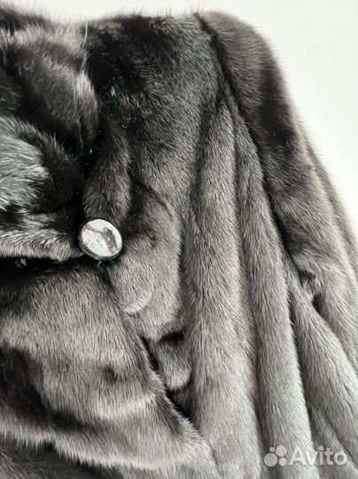 Норковая шуба (торг уместен)