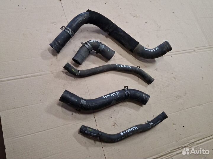 Патрубок системы охлаждения Hyundai sonata 5