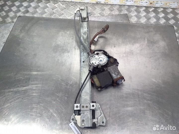 Стеклоподъемник электрический задний левый