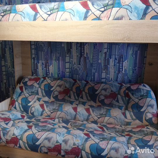 Двухъярусная кровать с диваном бу