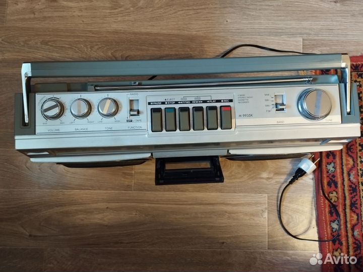 Ретро магнитофон