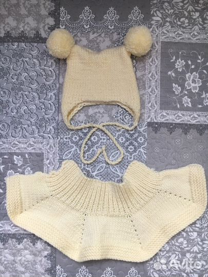 Шапка и манишка на новорожденного тёплая зима-весн