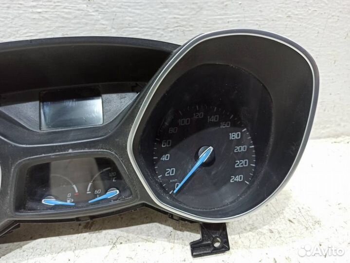 Панель приборов Форд Focus 3