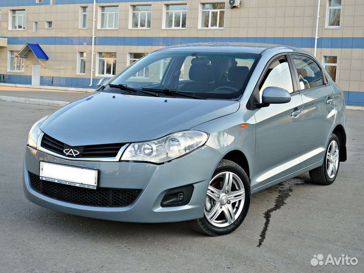 Лобовое стекло на Chery Bonus (A13) 09-14г