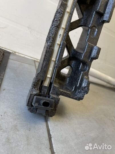 Абсорбер переднего бампера BMW F10 51117903991