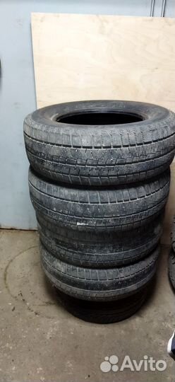 Kapsen SnowShoes AW33 245/65 R17 111H