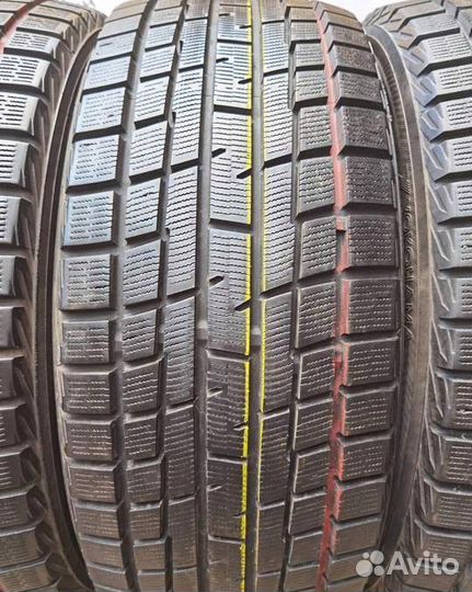 Yokohama Ice Guard IG30 215/45 R17 97W