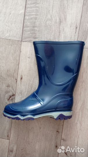 Резиновые сапоги