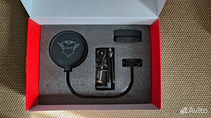 Микрофон Trust GXT 252+ emita plus