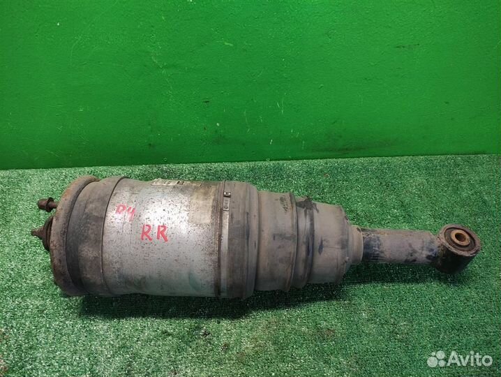 Стойка амортизатора задняя Land Rover Discovery 4