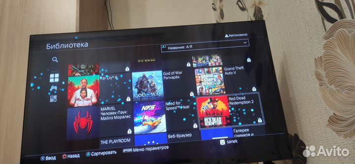 Sony PS4 slim 500 прошитая goldhen9.0
