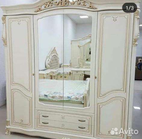 Спальный гарнитур