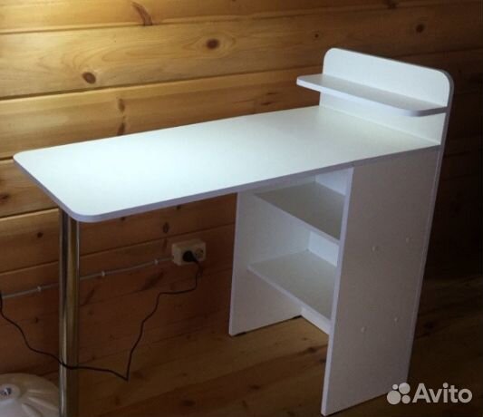 Стол для маникюра