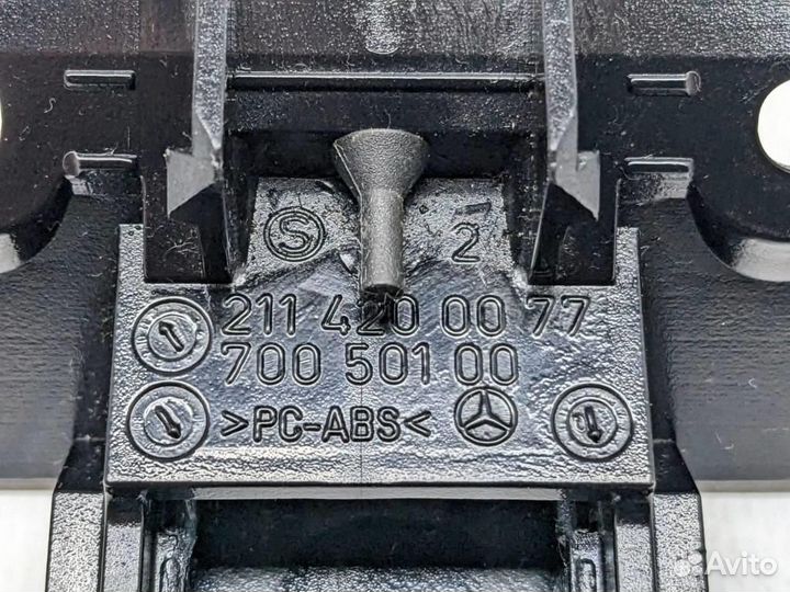 Направляющая w211 E-class 271.956 2007