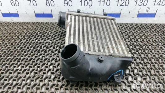 Радиатор интеркуллера audi A6 C6 (8AD15KC02)