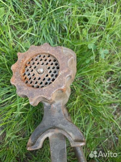 Мясорубка ручная СССР чугунная