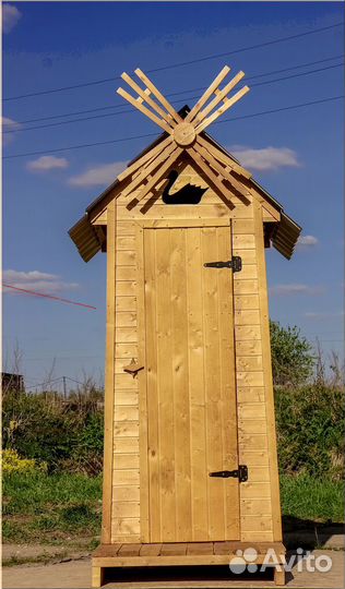 Дачный туалет деревянный SOX556