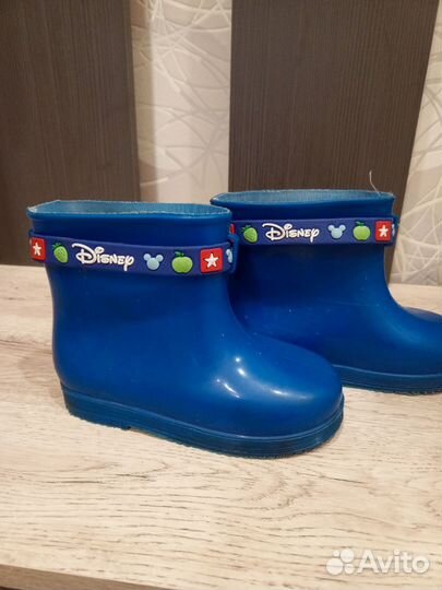 Детские резиновые сапоги 25 размер. Сноубутсы