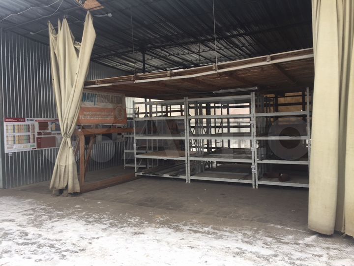 Торговая площадь, 977.9 м²