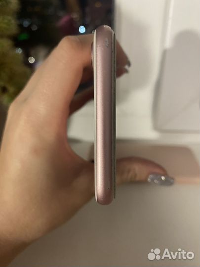 iPhone 7, 32 ГБ