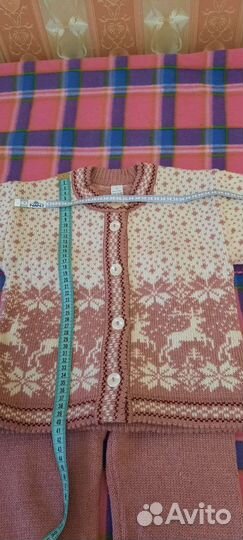 Шерстяной комплект для девочки