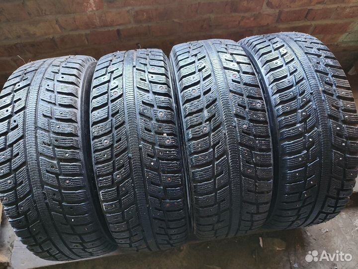 Kumho I'Zen KW22 195/55 R16