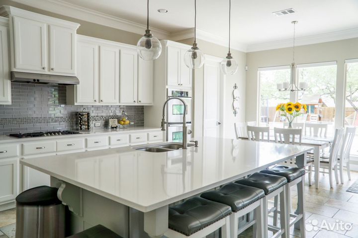 Кухонный гарнитур на заказ KZK-13636