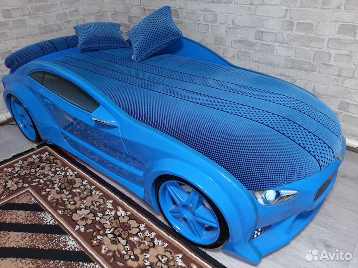 Детская кровать машина с подсветкой