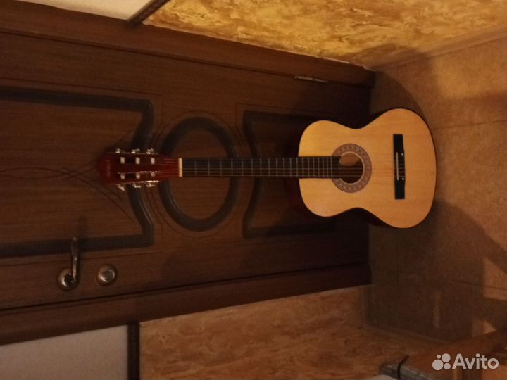 Классическая гитара бу
